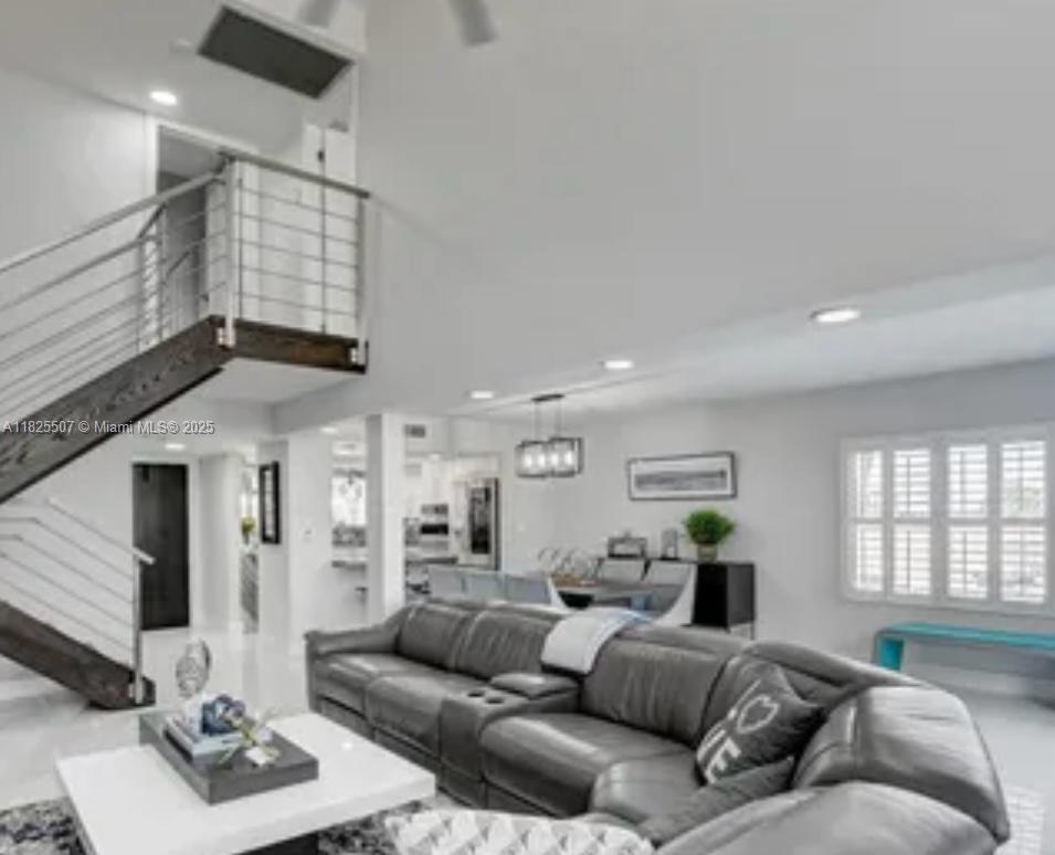 ISLAND POINT CONDO - Residential Lease