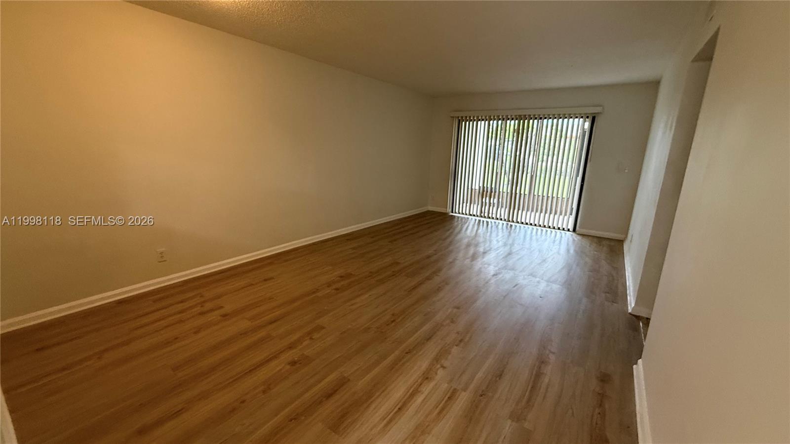 ROYALE GARDENS CONDO - Residential Lease