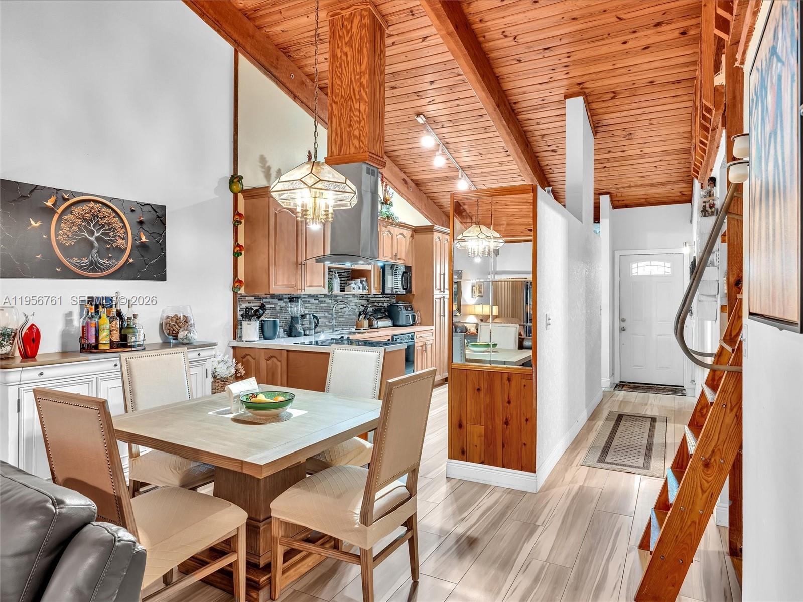 EVERGLADES SUGAR & LAND C - Residential