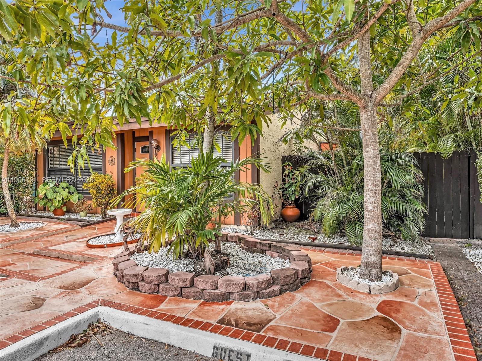 EVERGLADES SUGAR & LAND C - Residential