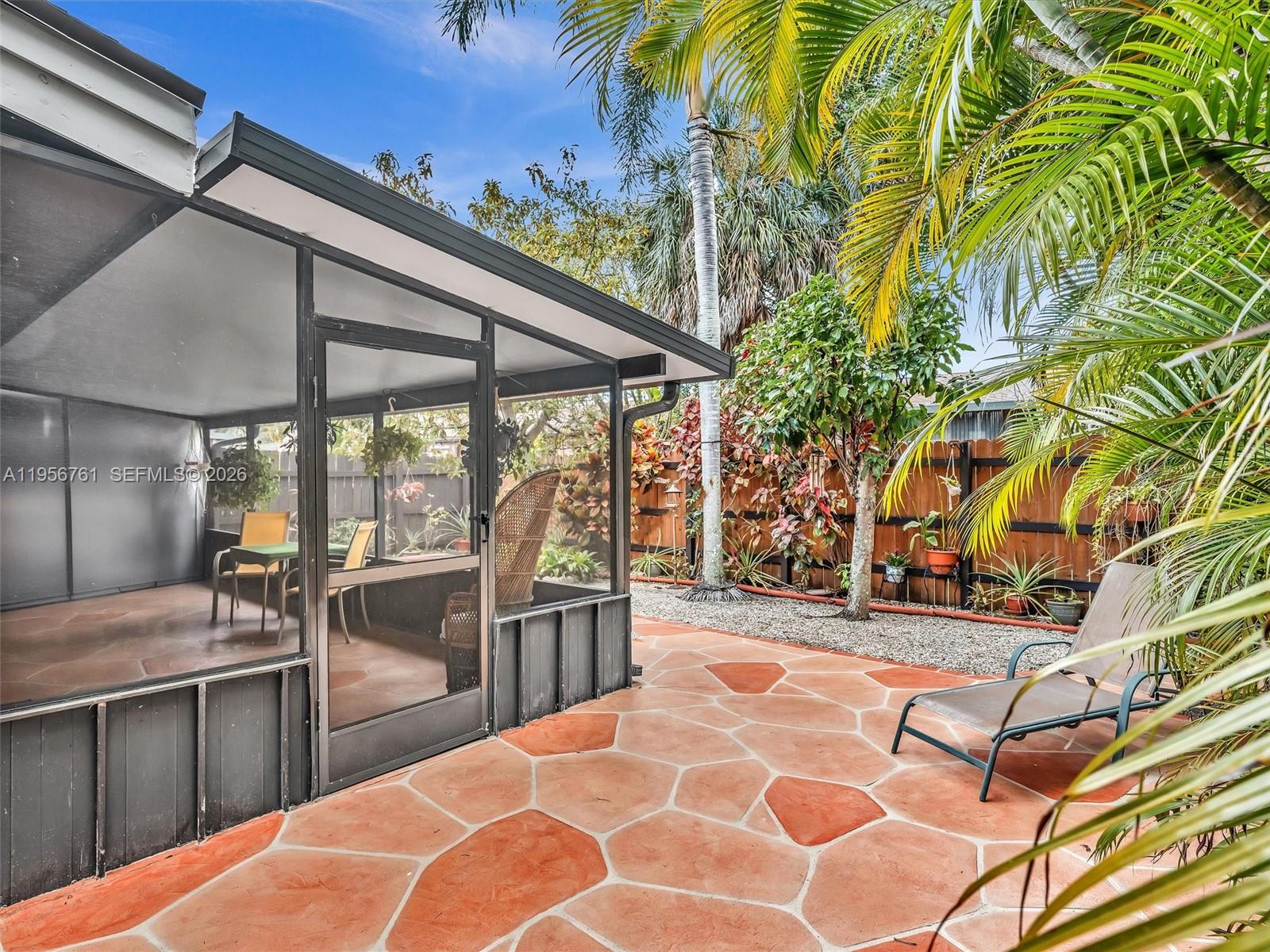 EVERGLADES SUGAR & LAND C - Residential