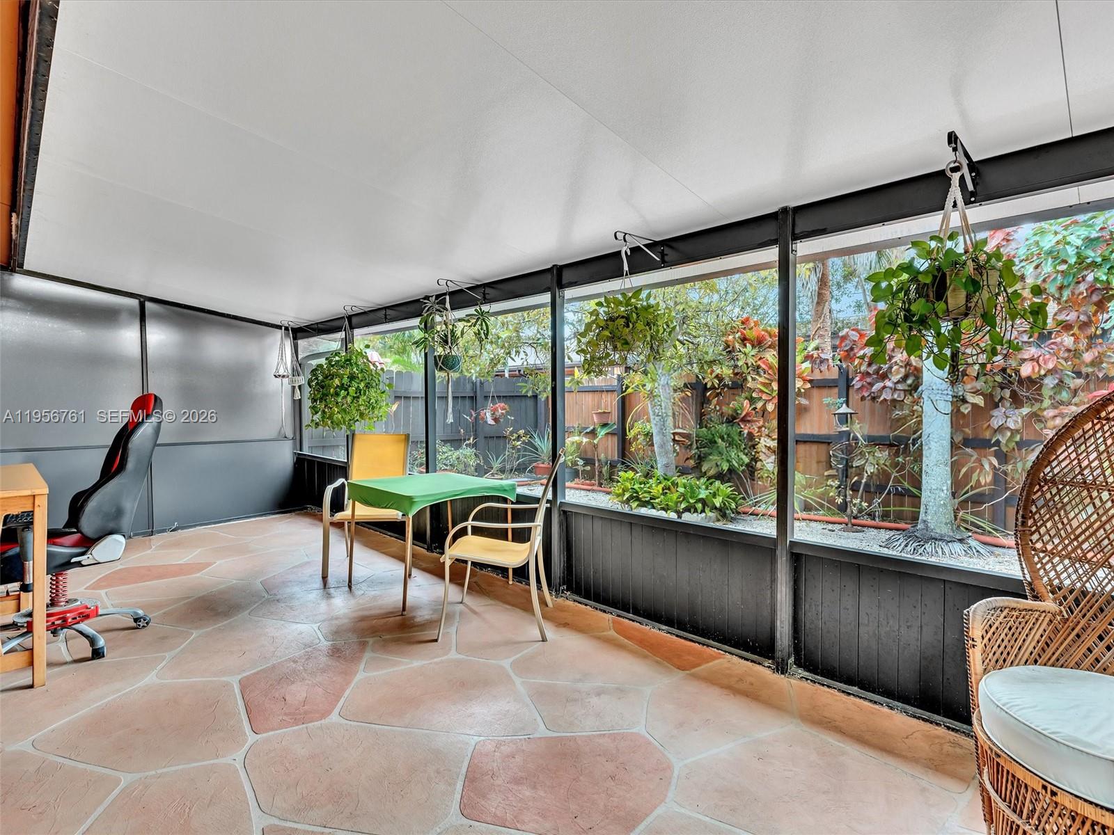 EVERGLADES SUGAR & LAND C - Residential