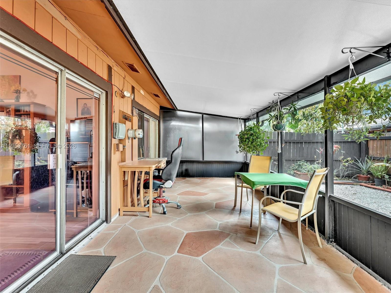 EVERGLADES SUGAR & LAND C - Residential