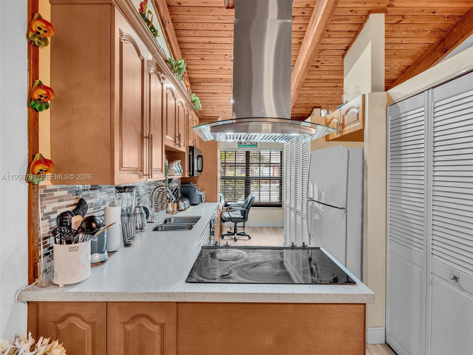 EVERGLADES SUGAR & LAND C - Residential