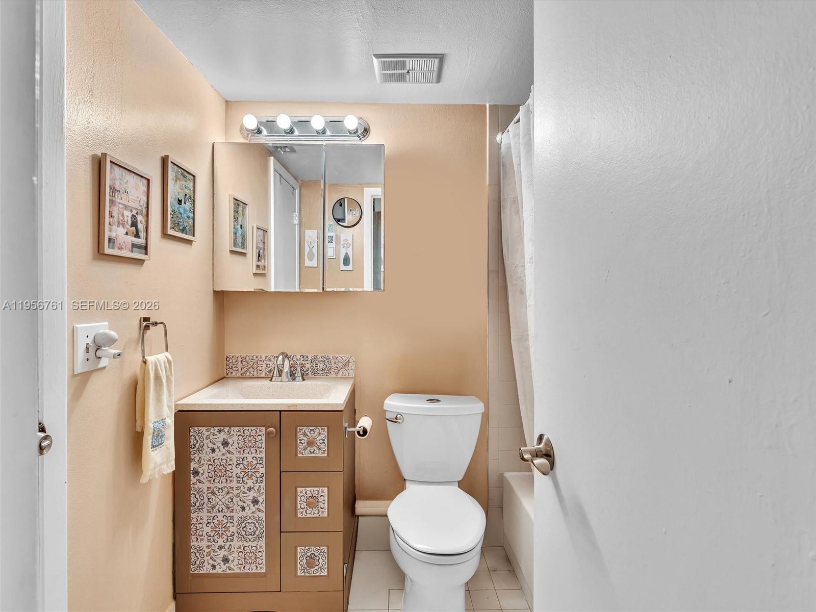 EVERGLADES SUGAR & LAND C - Residential