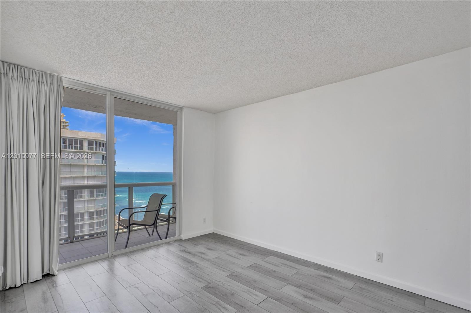 OCEANIA I CONDO - Residential