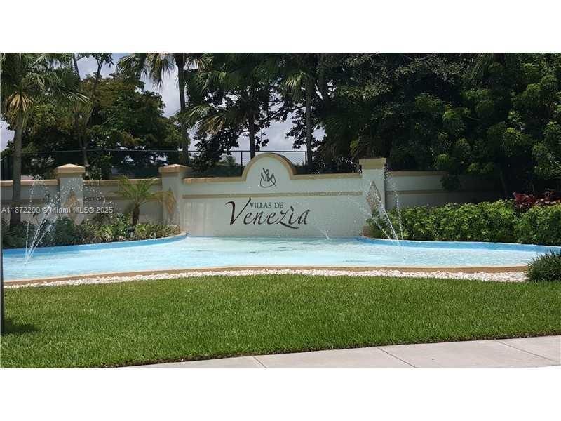 Beautiful 2/2 unit with split bedrooms, spacious and upgraded kitchen, and a large, bright living area. Located in the heart of Sunrise, FL, close to shopping centers, restaurants, and major highways & A+ Schools. This community offers a newly remodeled clubhouse with a fully equipped fitness center, 2 sparkling pools, a playground, and Security patrol. Easy to show!