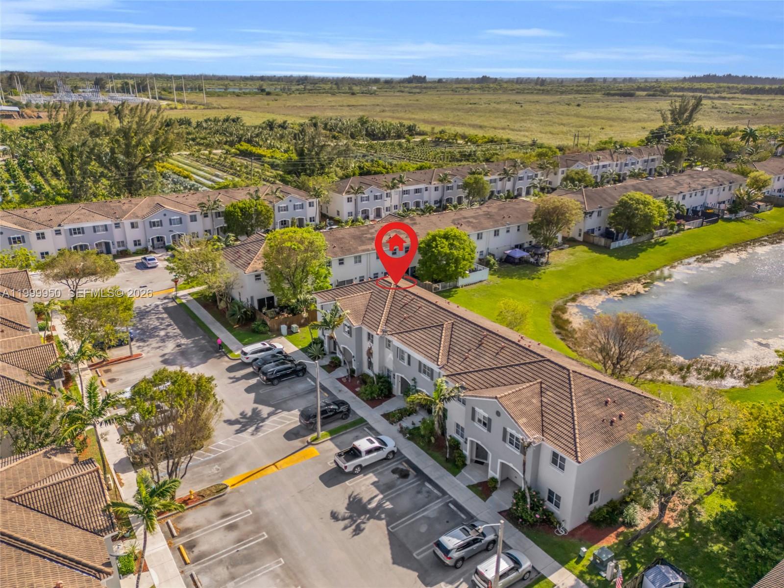 VENETIA GROVES - Residential