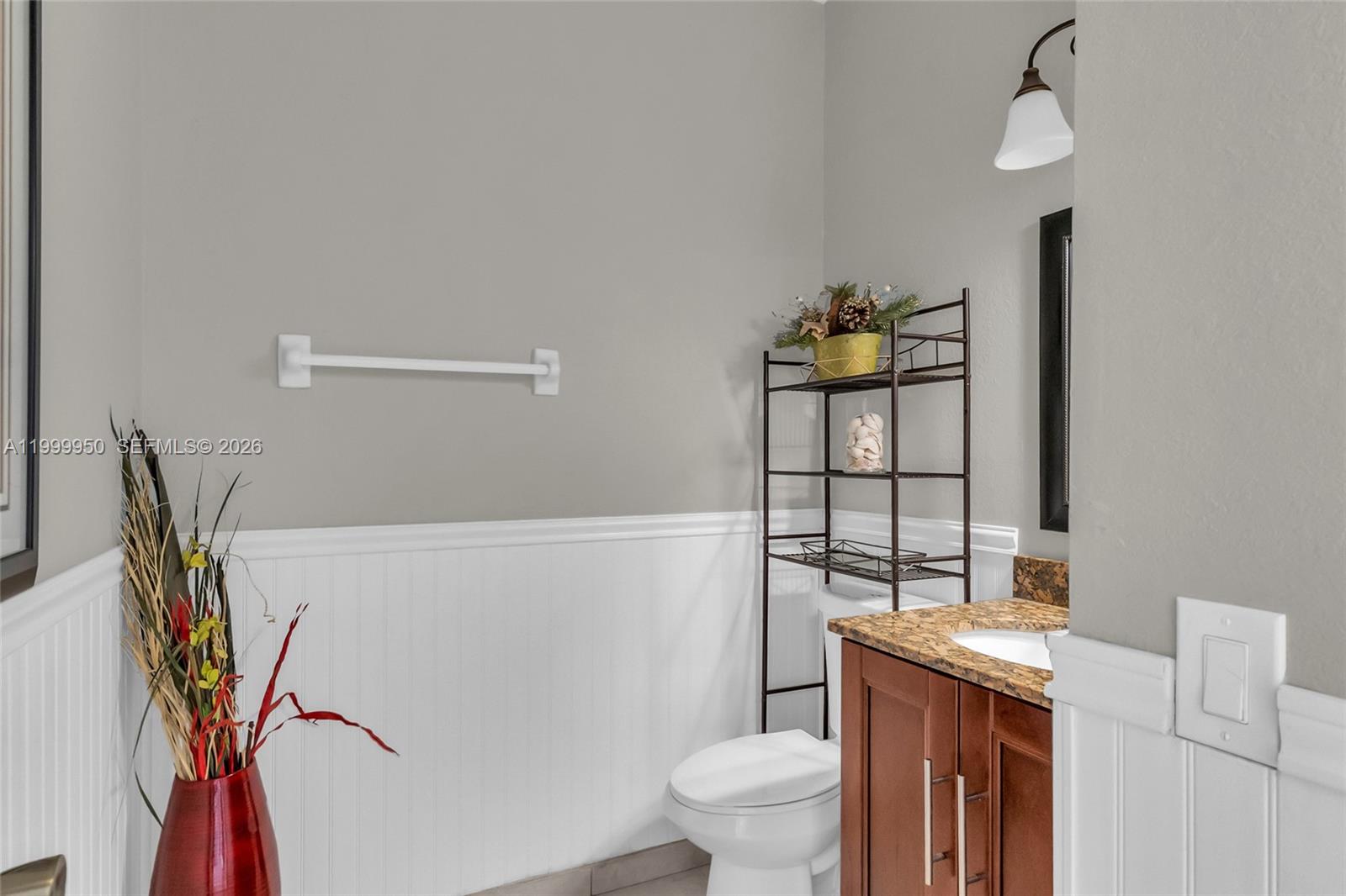 VENETIA GROVES - Residential