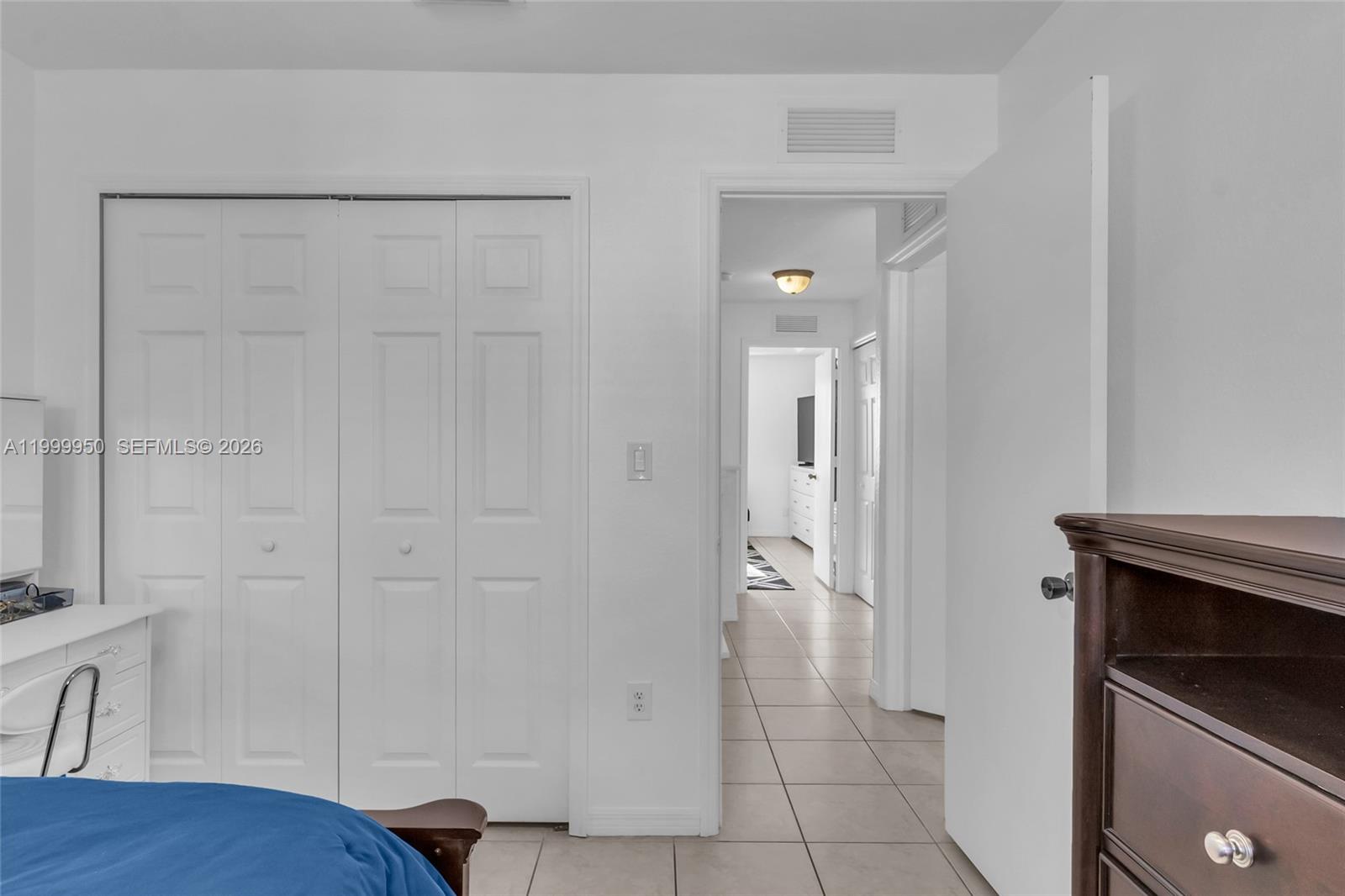 VENETIA GROVES - Residential