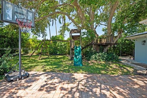Tiny photo for 11100 SW 73rd Ct, Pinecrest, FL 33156 (MLS # A12023885)