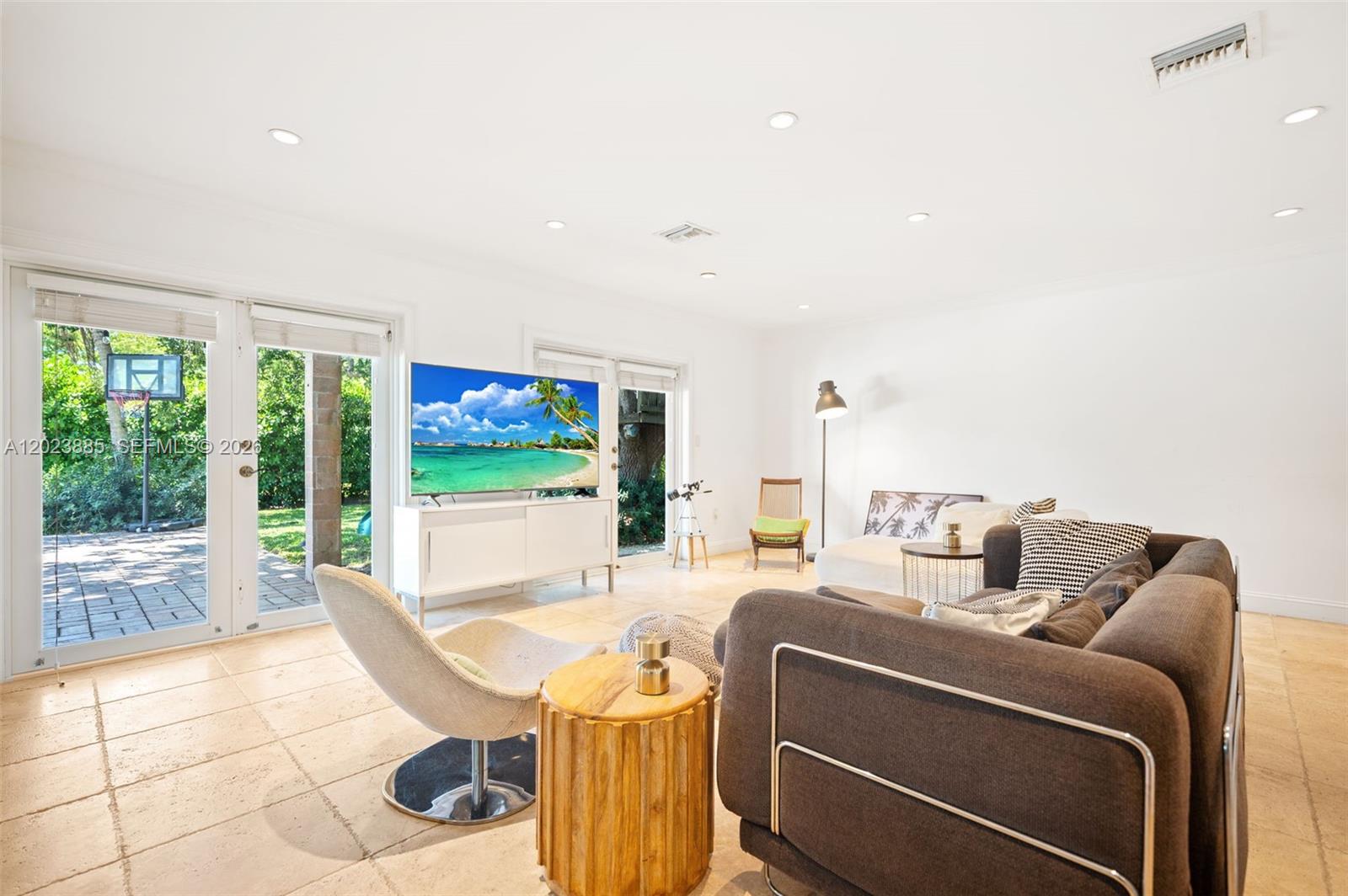 KENDALL PARK ESTATES - Residential