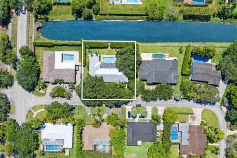 Tiny photo for 11100 SW 73rd Ct, Pinecrest, FL 33156 (MLS # A12023885)