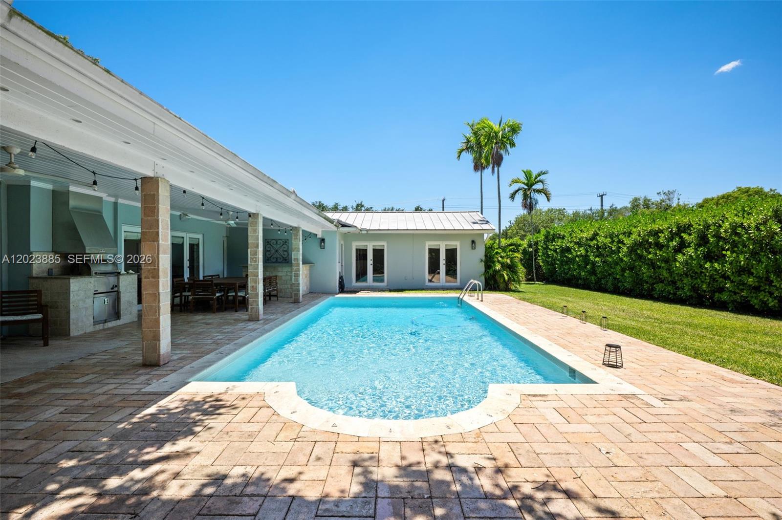 KENDALL PARK ESTATES - Residential
