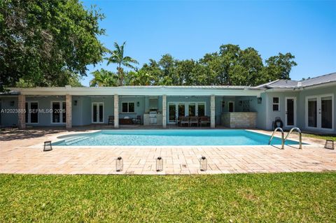 Tiny photo for 11100 SW 73rd Ct, Pinecrest, FL 33156 (MLS # A12023885)