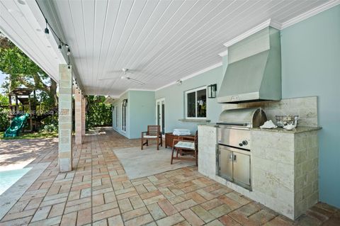 Tiny photo for 11100 SW 73rd Ct, Pinecrest, FL 33156 (MLS # A12023885)