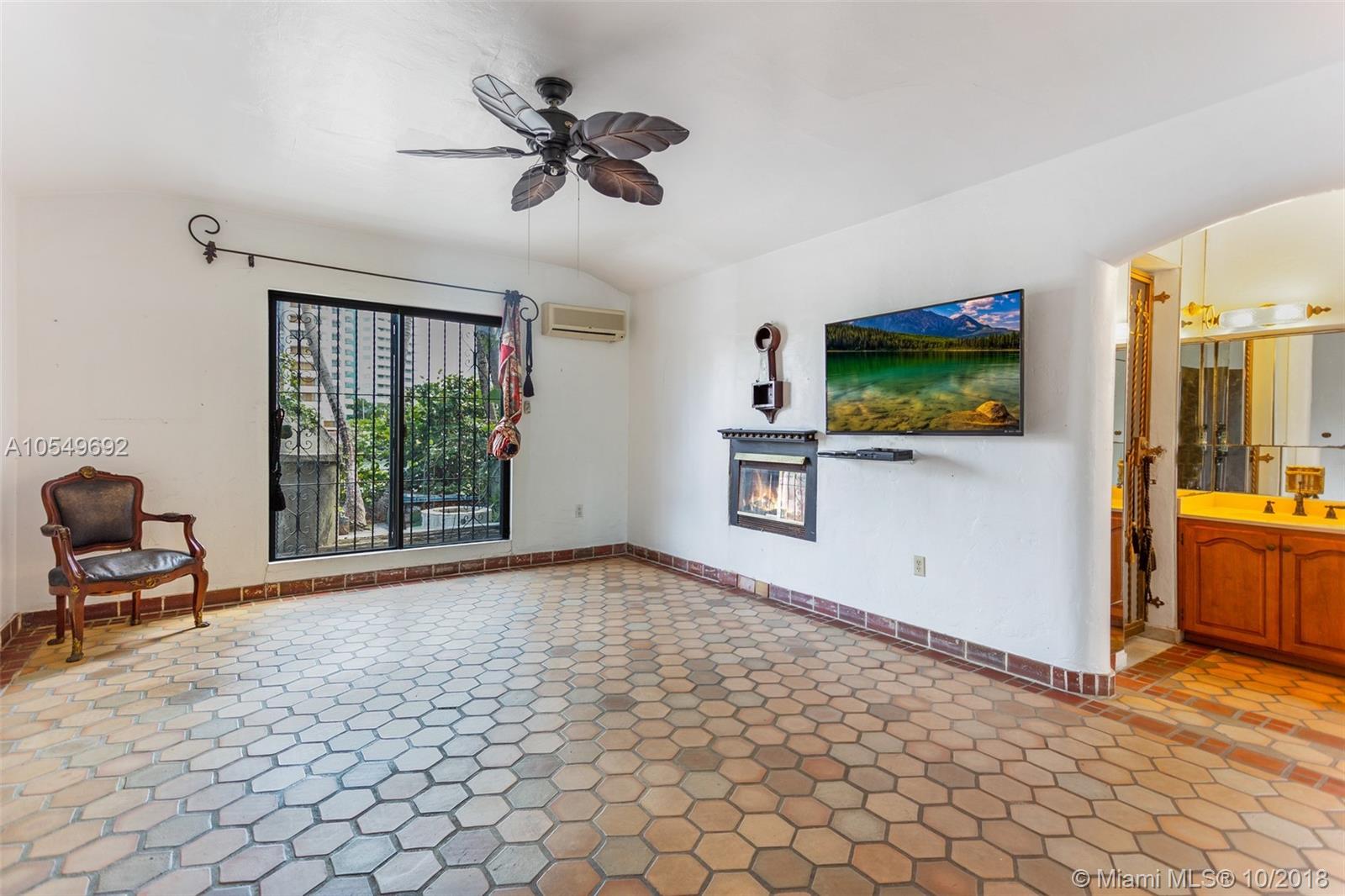 FLAMINGO TERRACE SUB - Residential