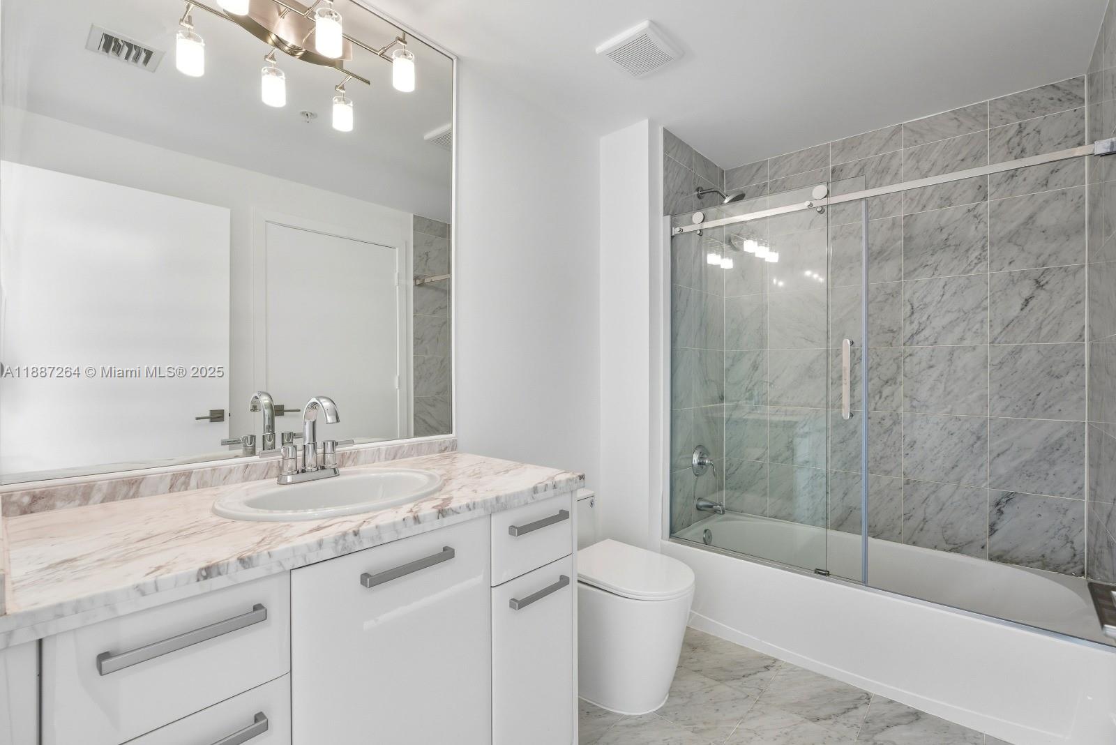 VIZCAYNE NORTH CONDO - Residential