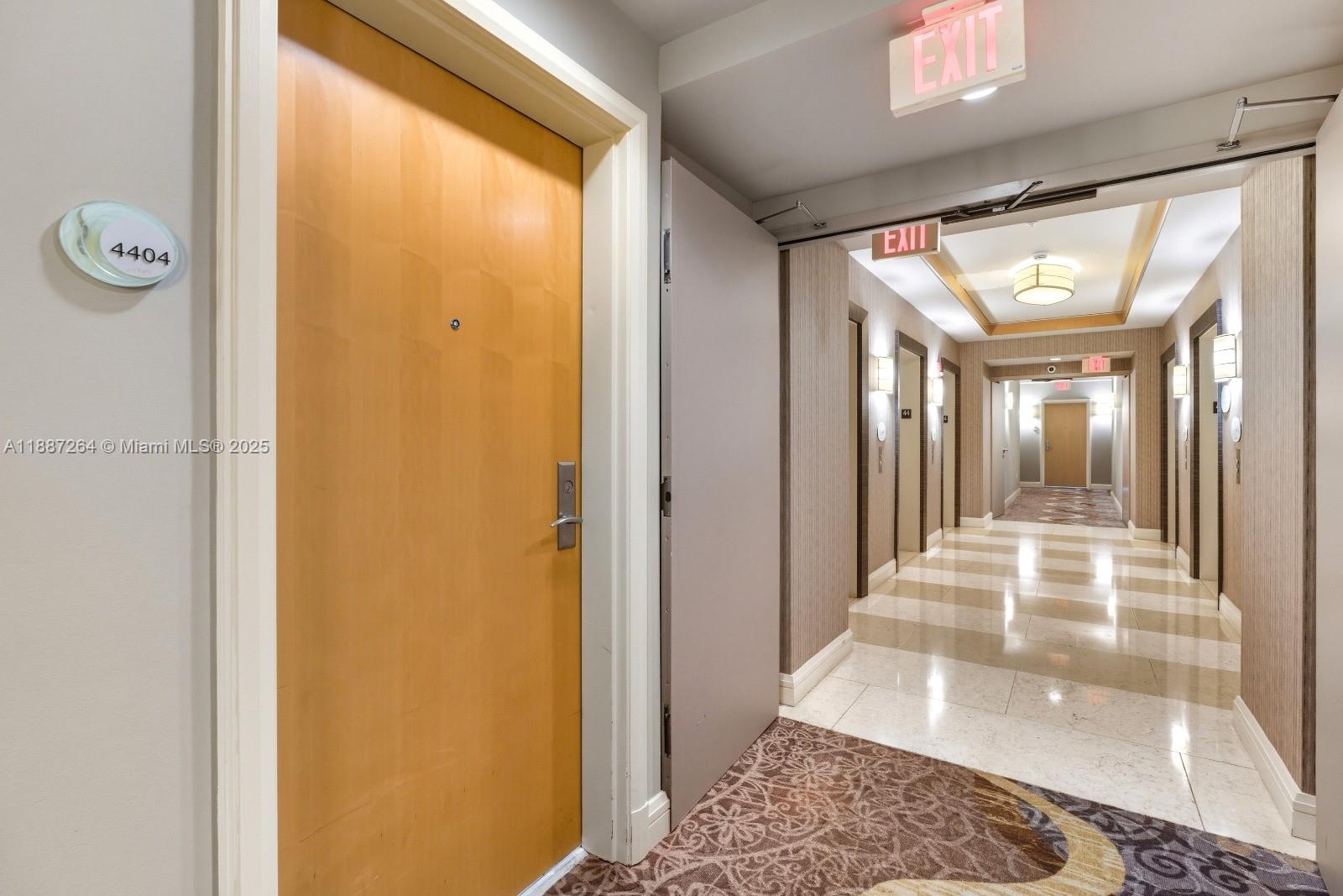 VIZCAYNE NORTH CONDO - Residential