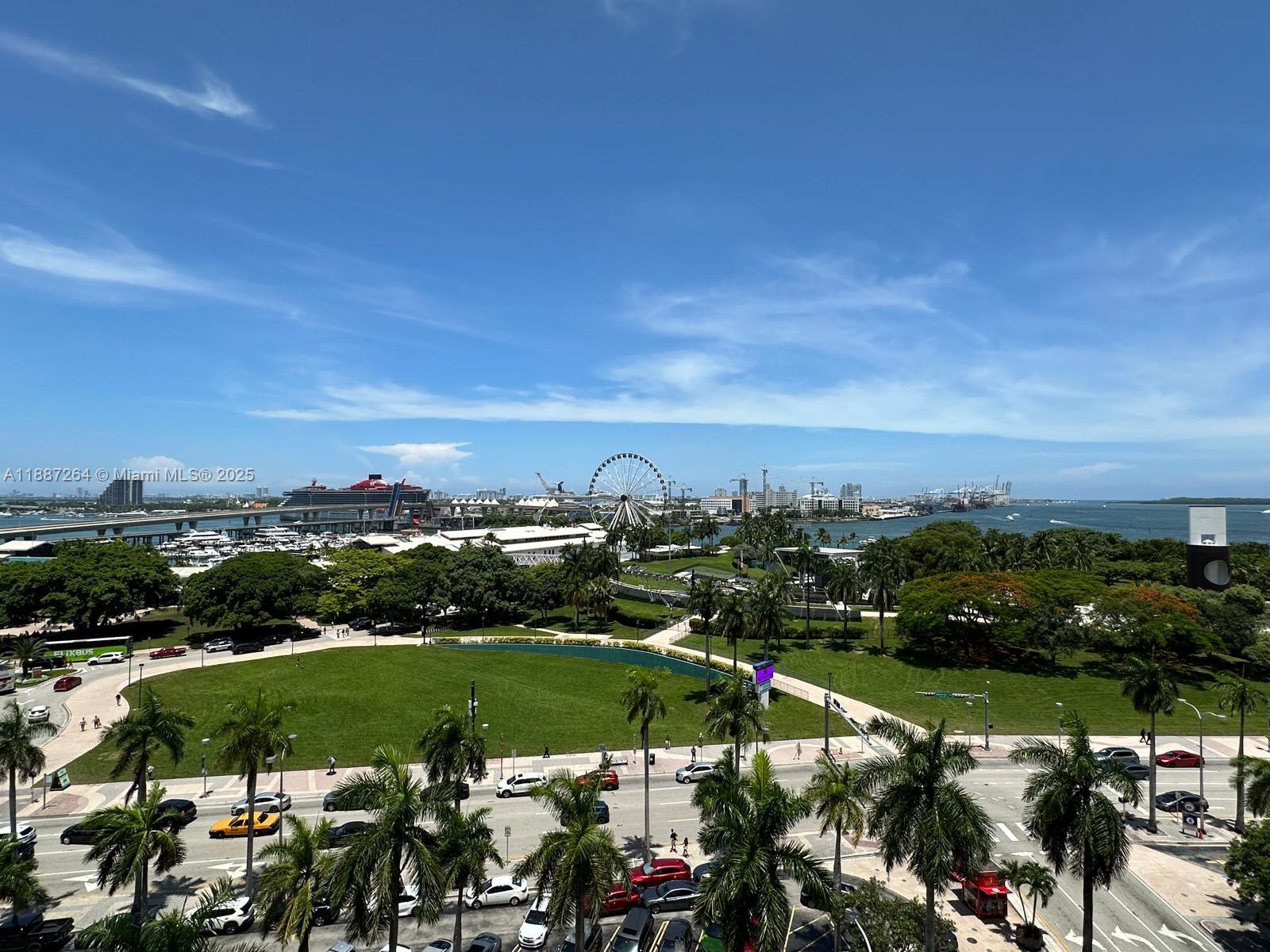 244 Biscayne Blvd 4404