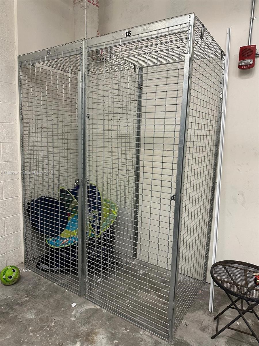 VIZCAYNE NORTH CONDO - Residential