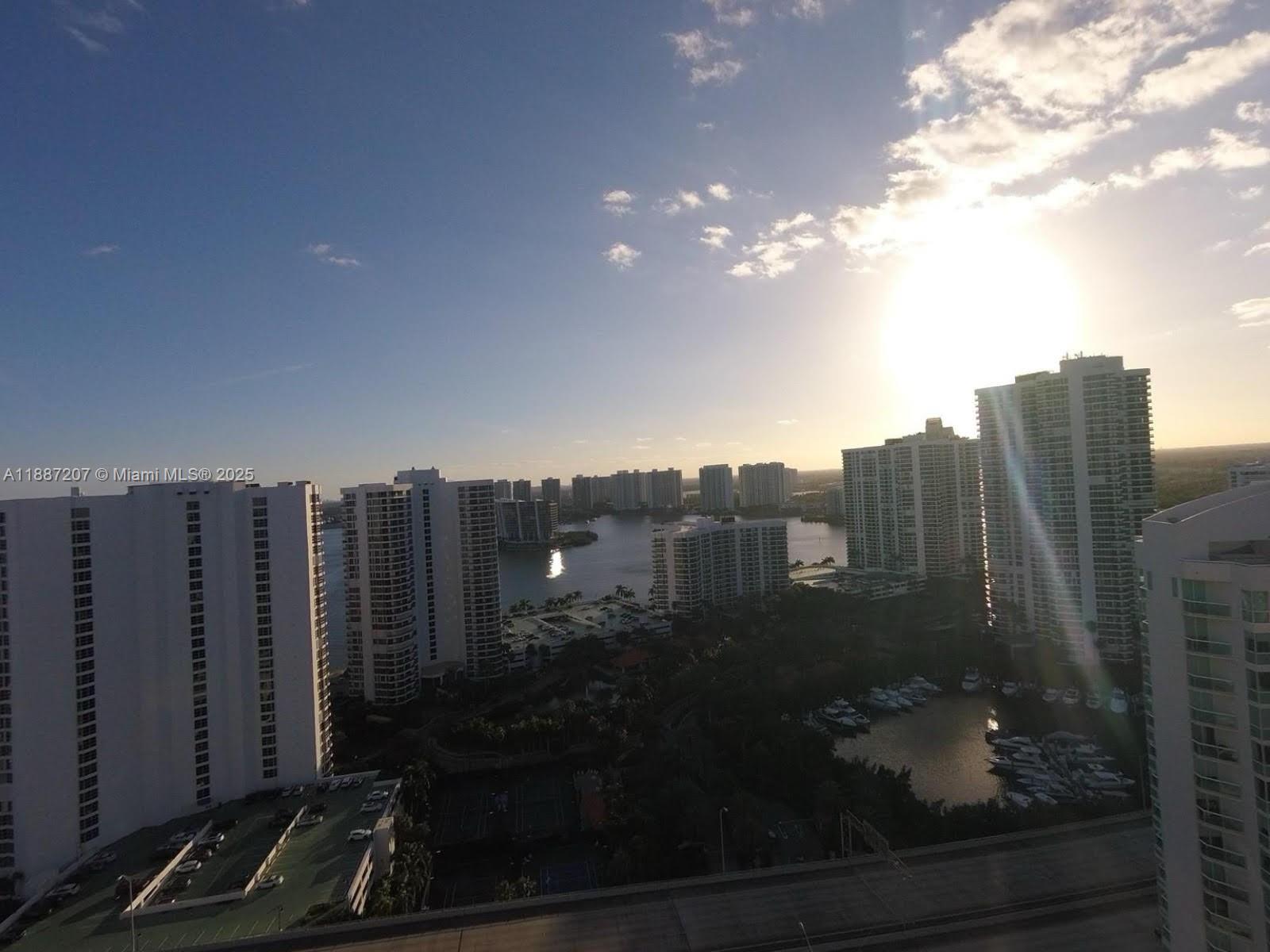 TURNBERRY TOWERS CONDO - Residential