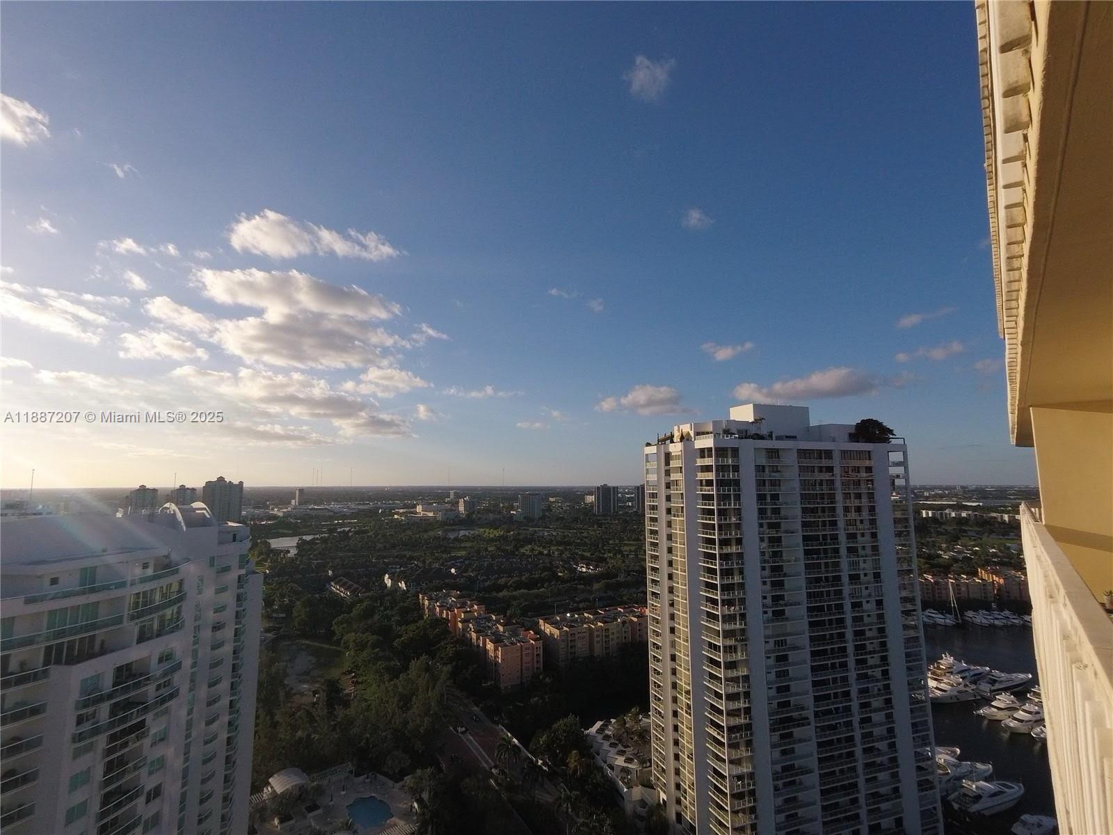 TURNBERRY TOWERS CONDO - Residential