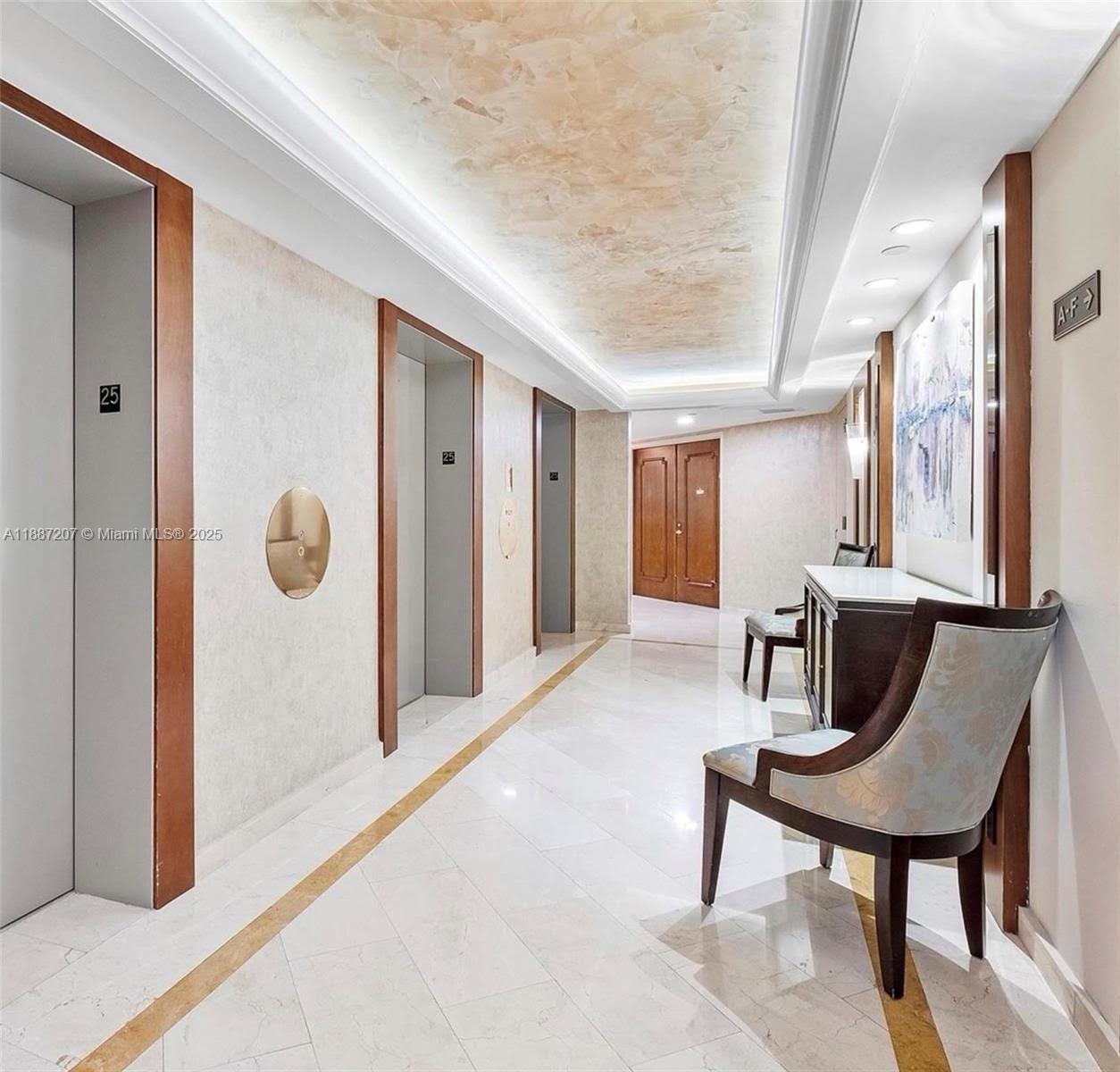 TURNBERRY TOWERS CONDO - Residential