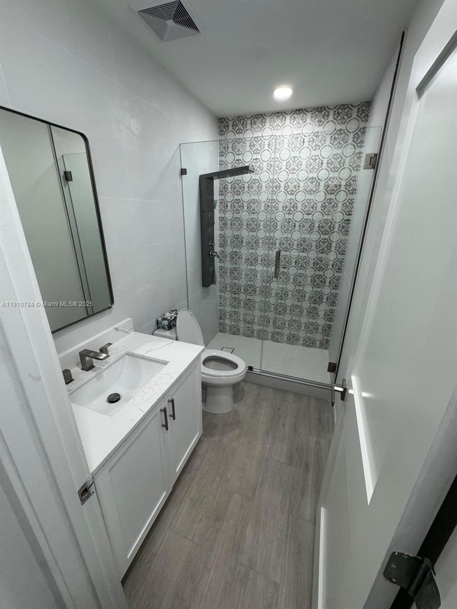 SHENANDOAH - Residential Lease