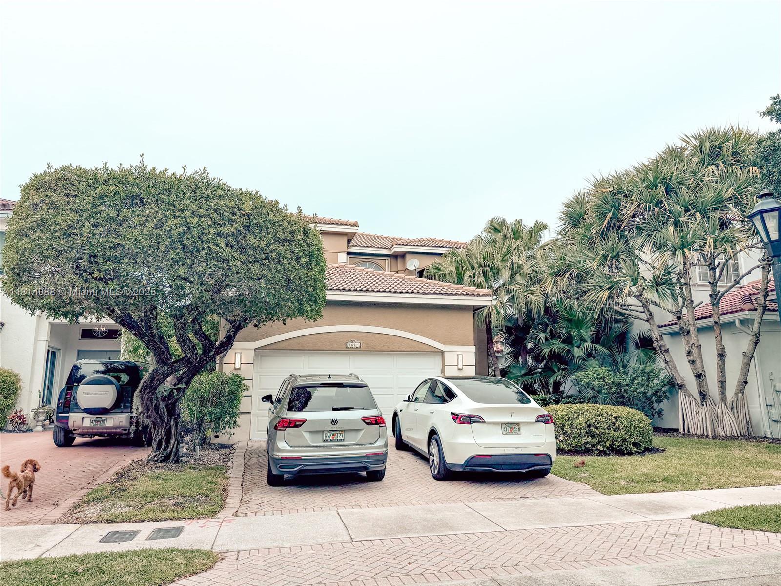 1621 Diplomat Dr, Miami, Broward County, Florida - 4 Bedrooms  
3 Bathrooms - 