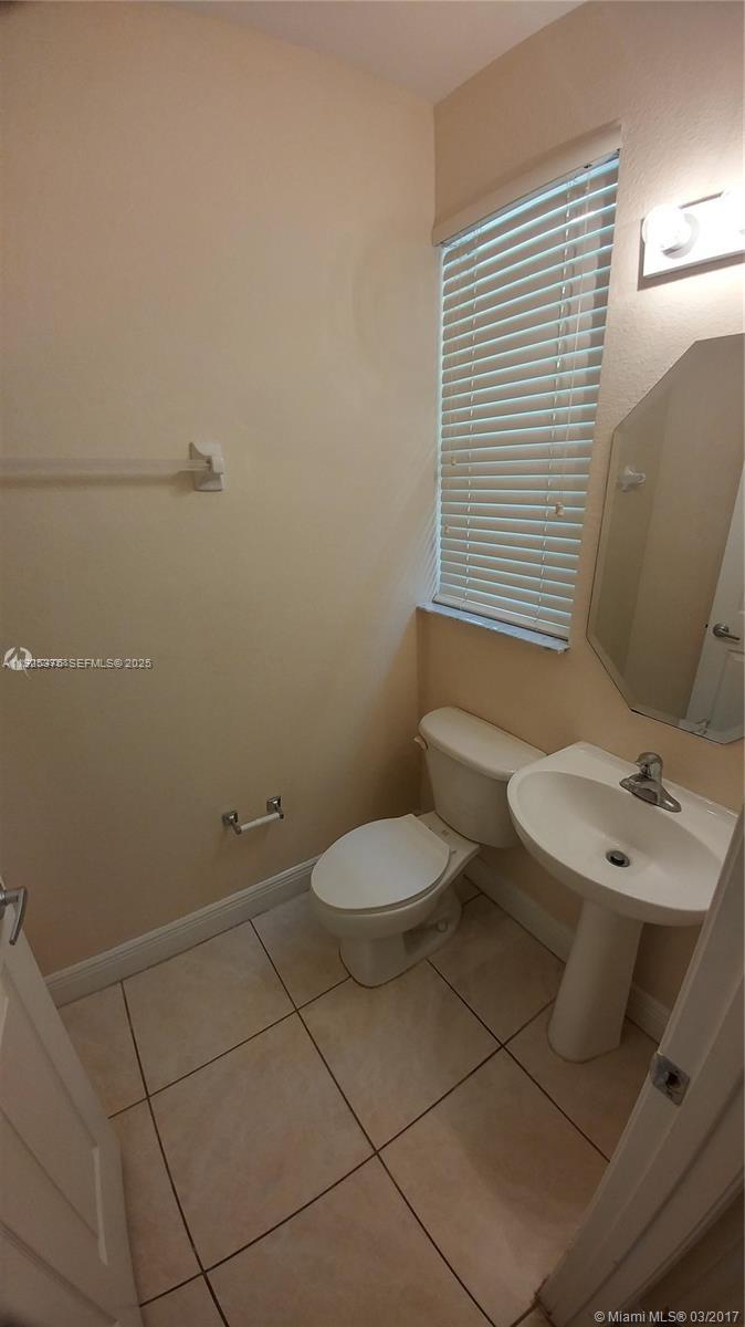 HIDDEN COVE CONDO - Residential Lease