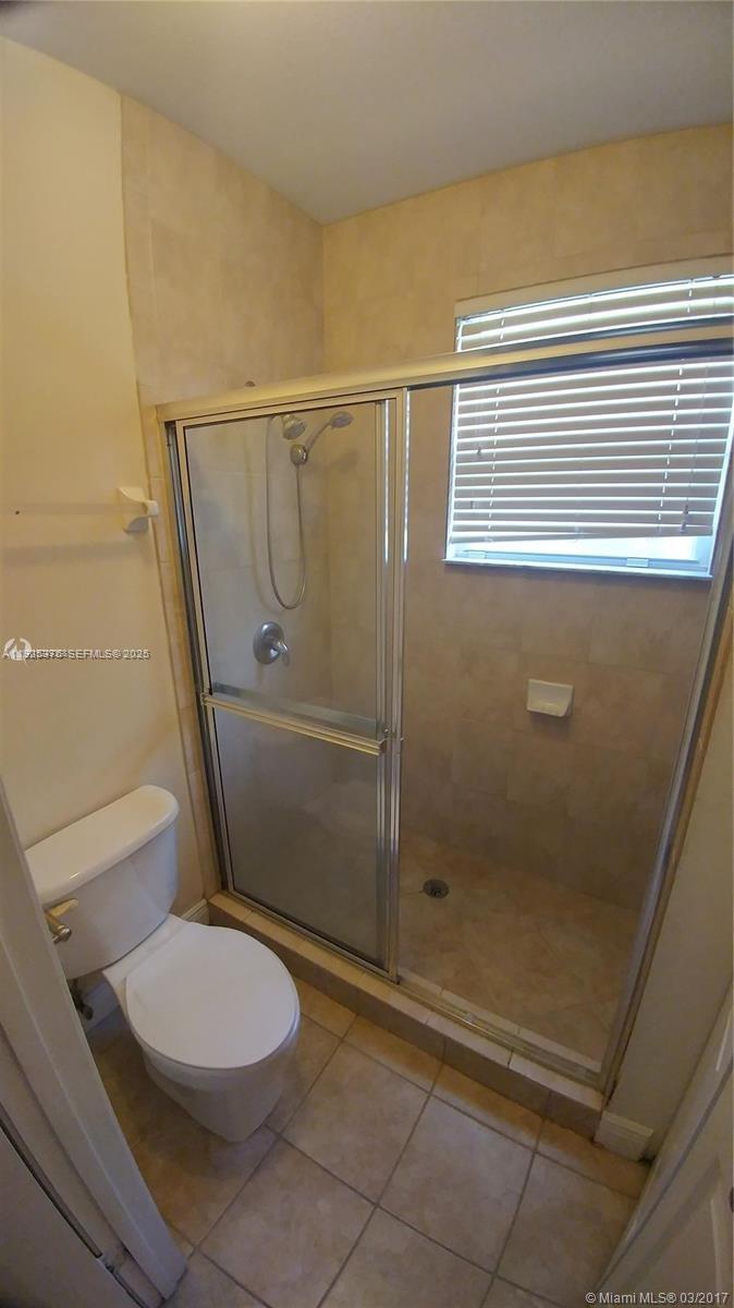 HIDDEN COVE CONDO - Residential Lease