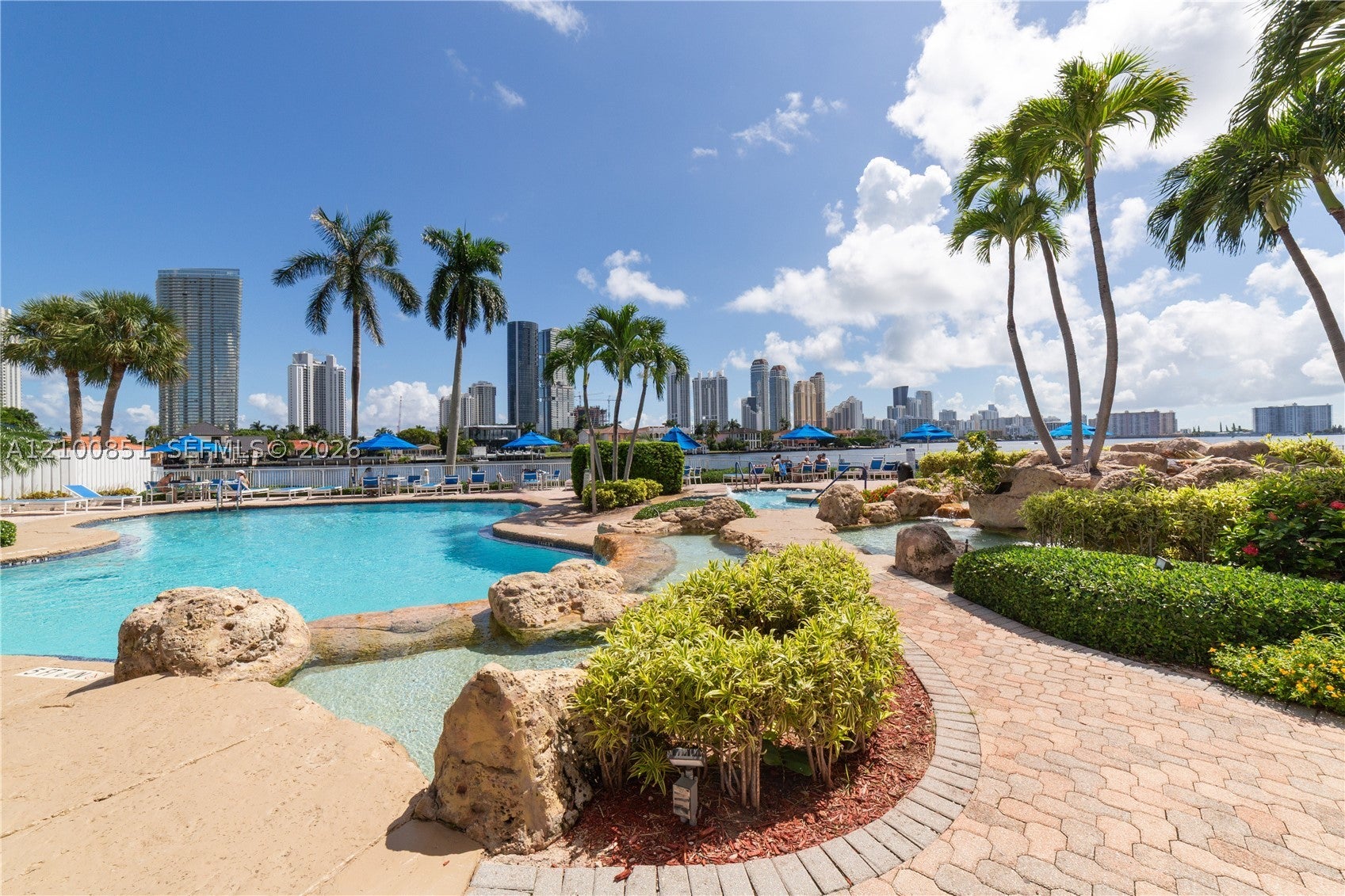View photos, virtual tours, details... 19195 NE 36th Ct 802