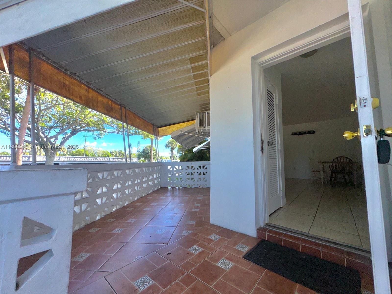 COLONIAL COURT CONDO BLDG - Residential Lease