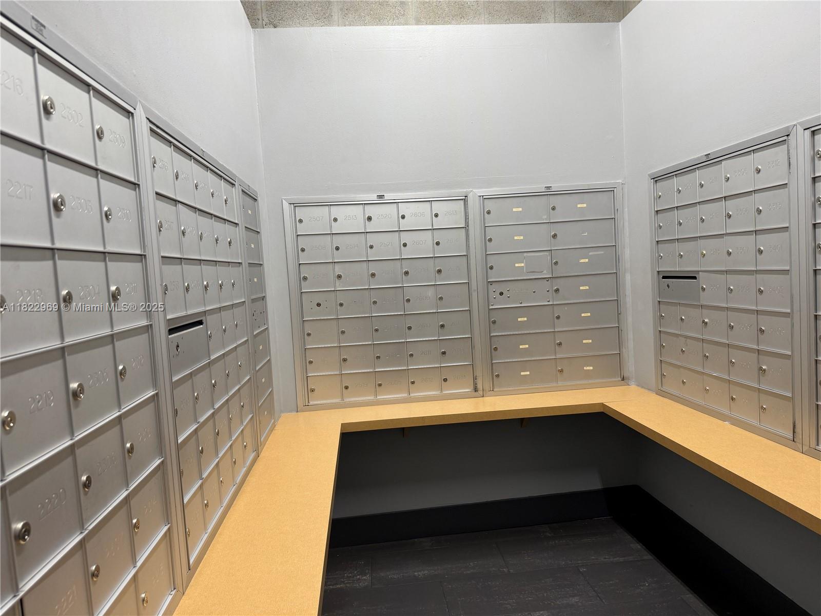 CITE CONDO - Residential