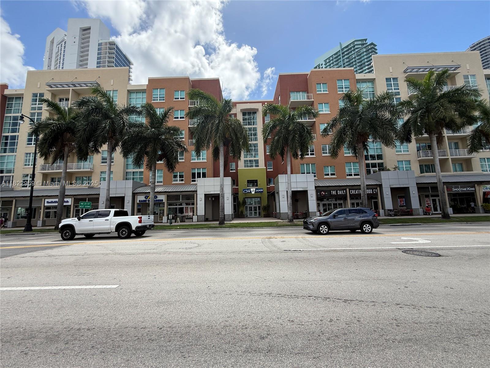 2001 Biscayne Blvd 2402, Miami, FL, 33137/$550,000 1 2001 Biscayne Blvd 2402