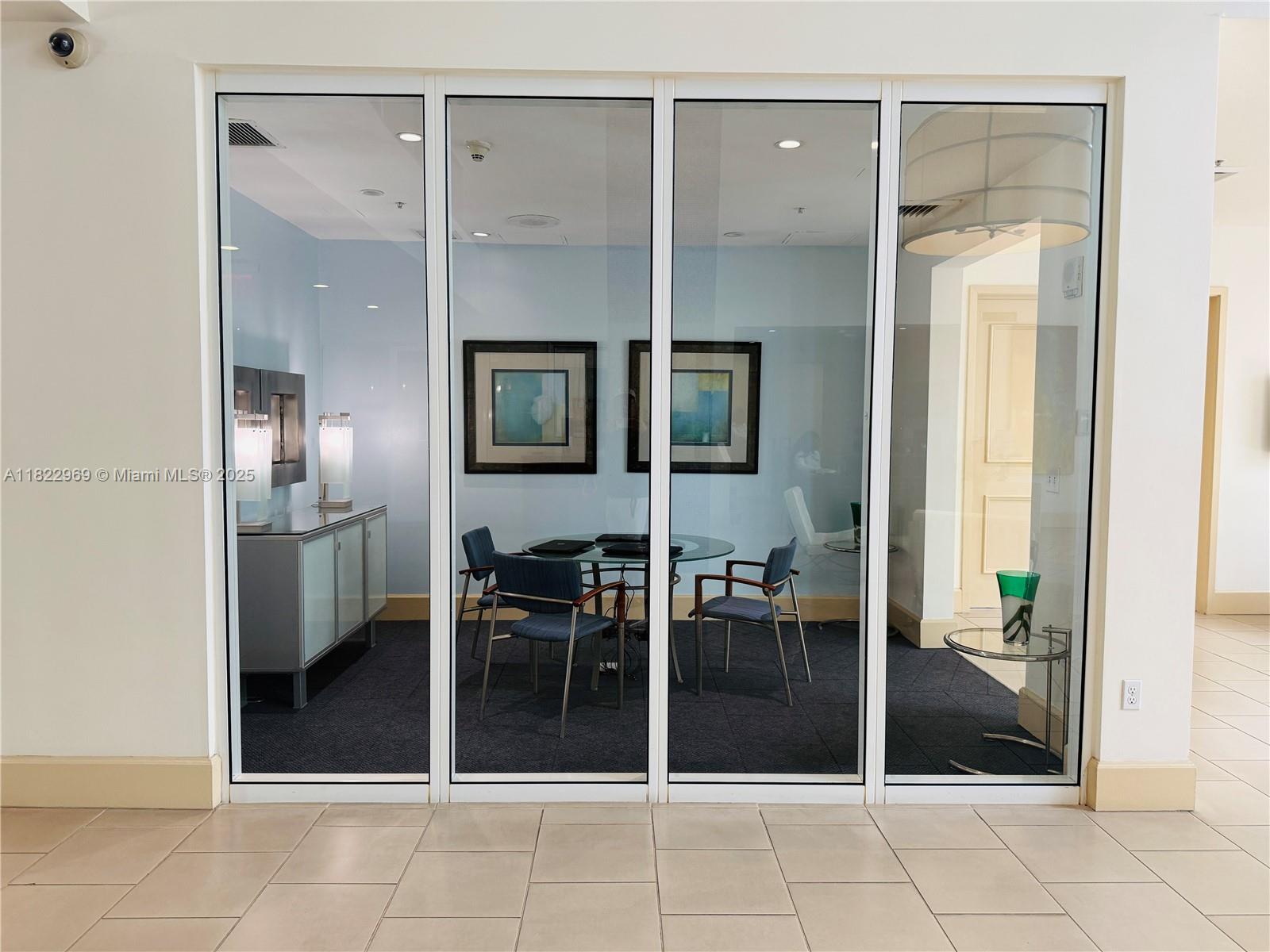 CITE CONDO - Residential