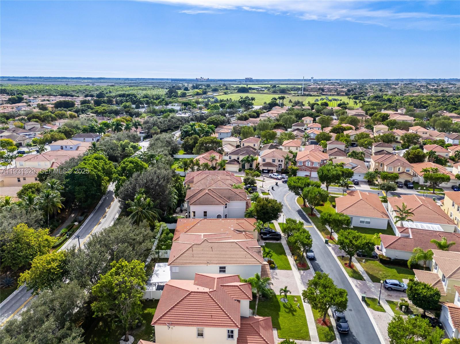 PORTOFINO OAKS - Residential