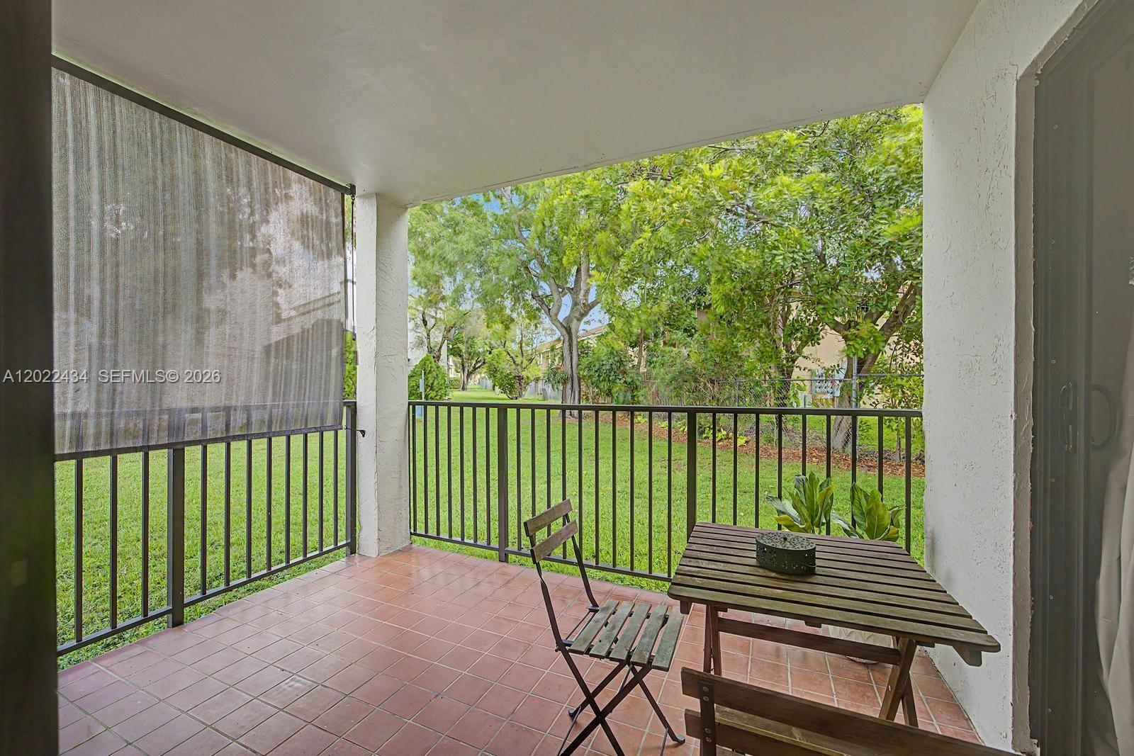 LYNBROOK COURT CONDO PH I - Residential