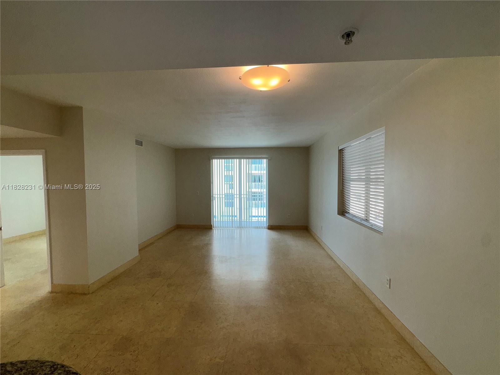 7280 SW 89th St D303