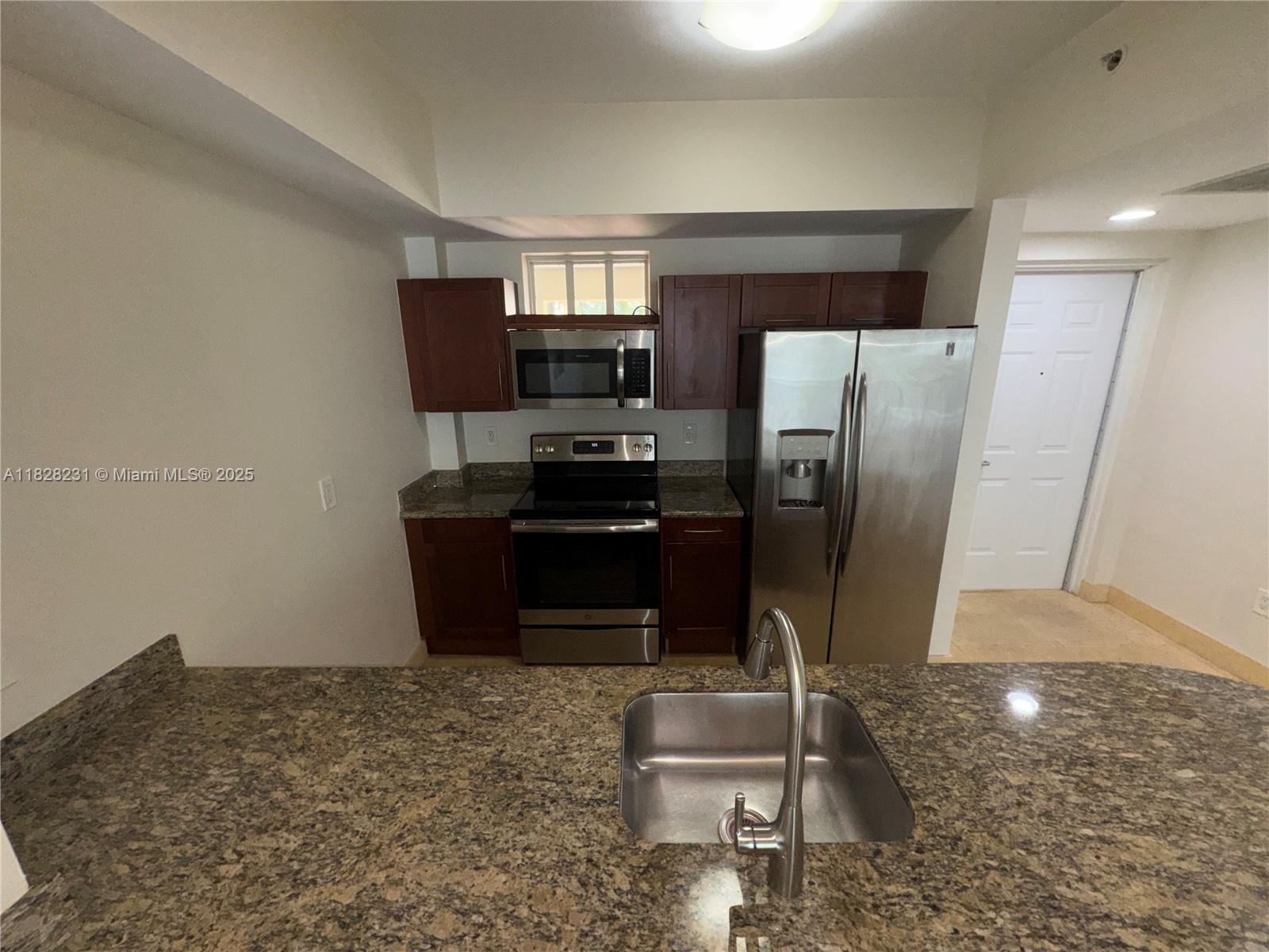 7280 SW 89th St D303