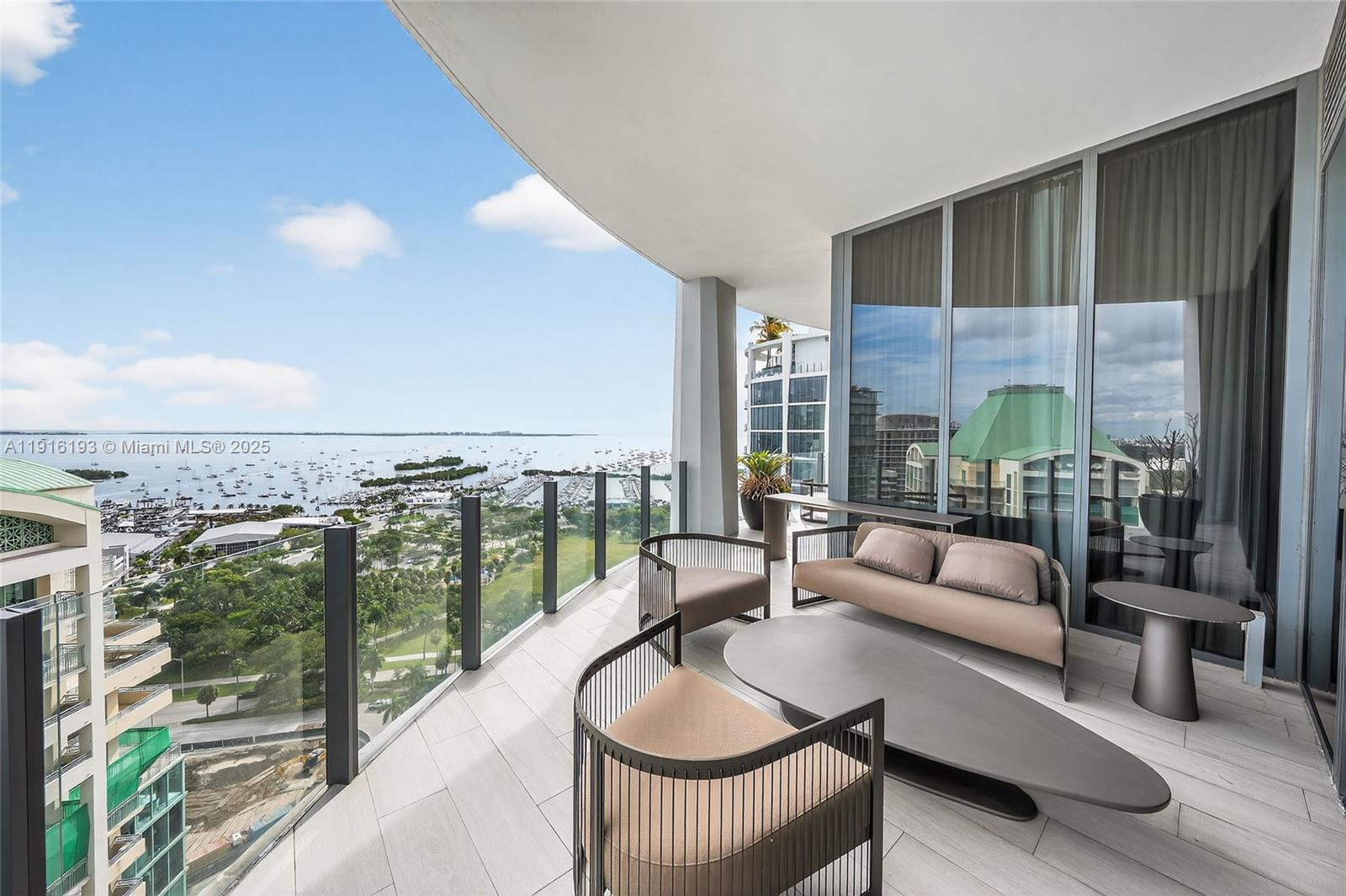 2821 S Bayshore Dr LPH-D