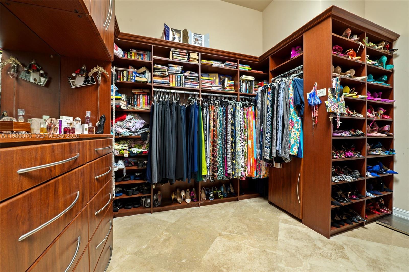 KAPOK GROVE ESTATES - Residential