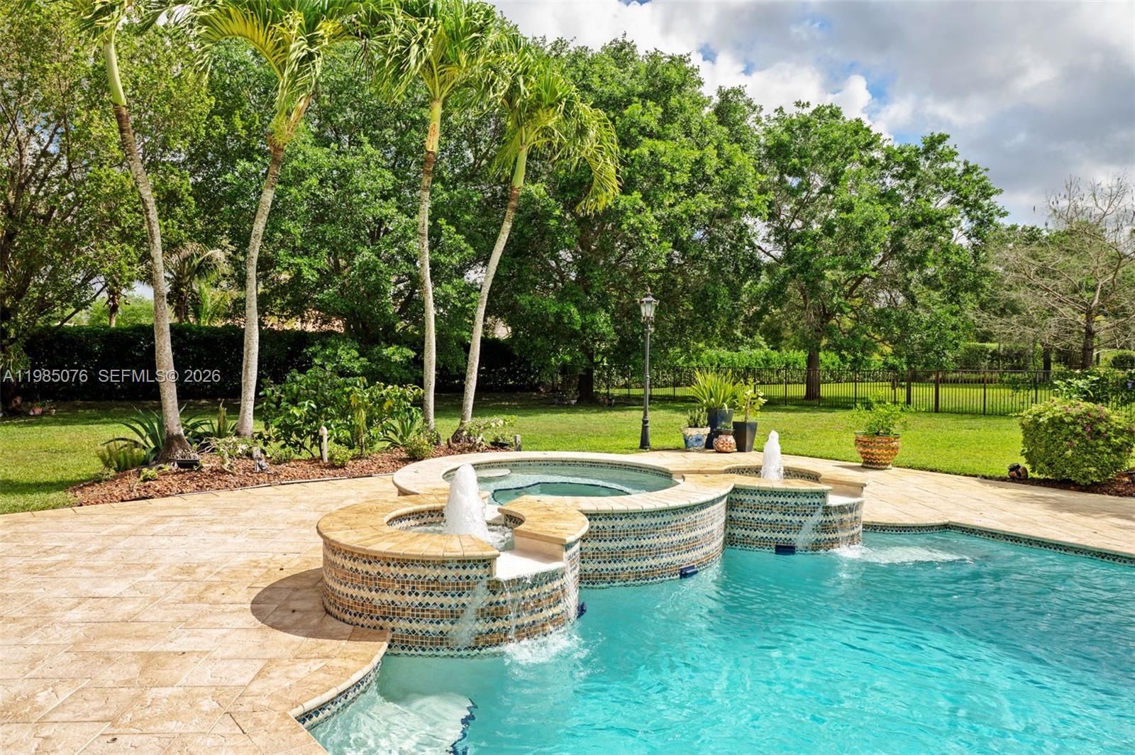 KAPOK GROVE ESTATES - Residential