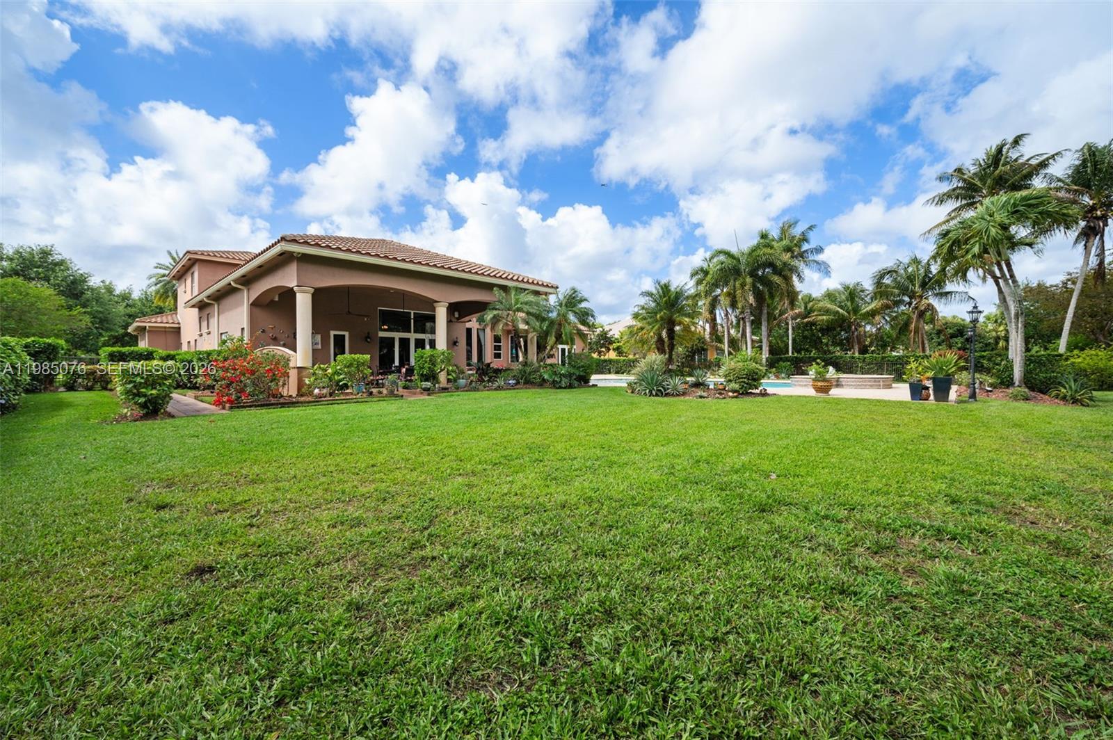 KAPOK GROVE ESTATES - Residential