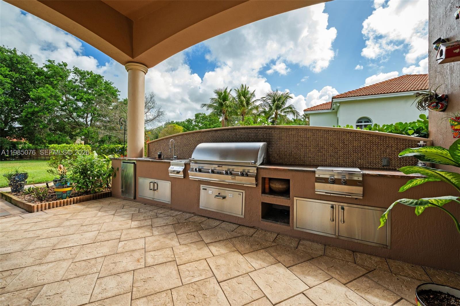 KAPOK GROVE ESTATES - Residential