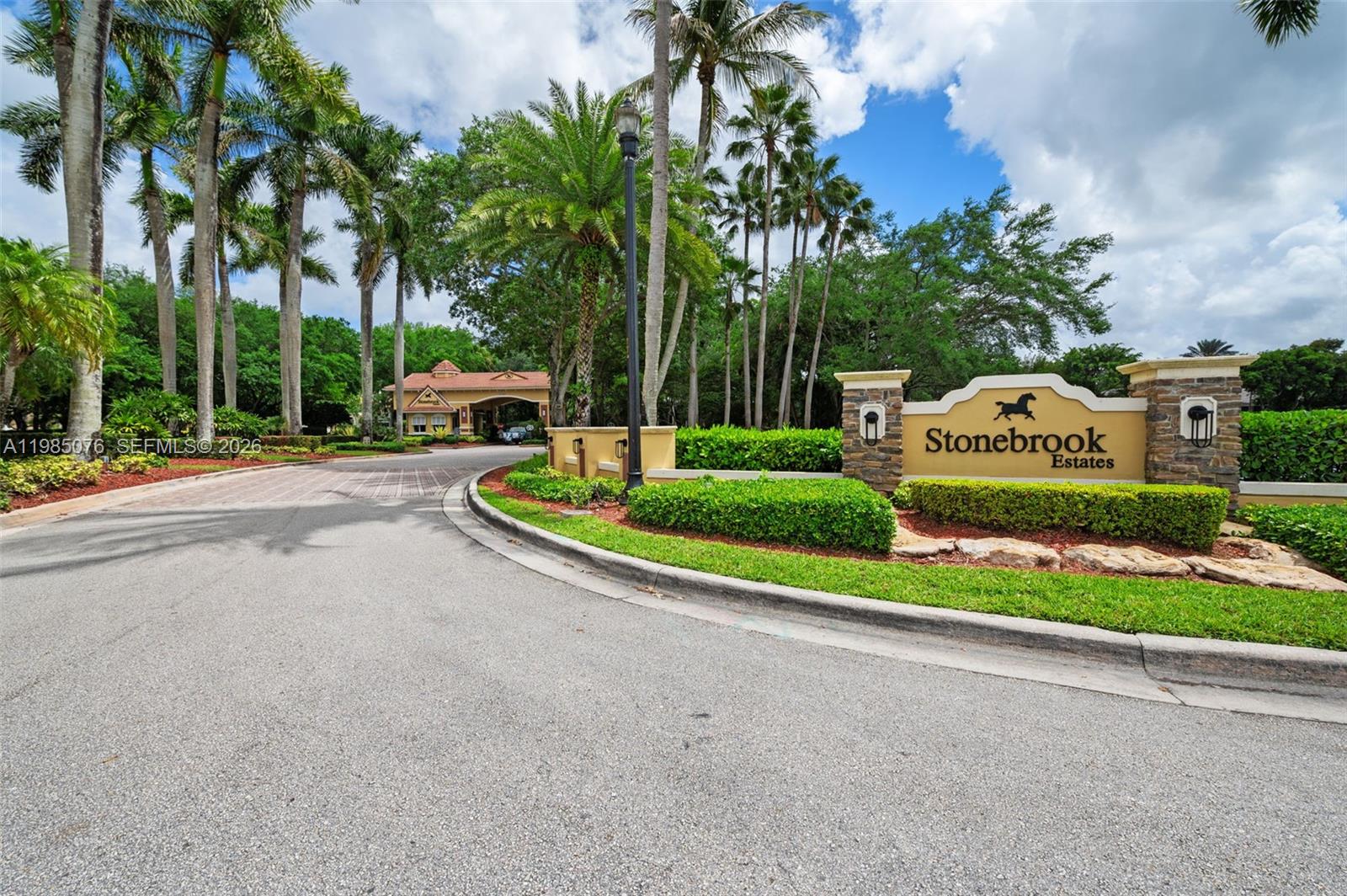 KAPOK GROVE ESTATES - Residential