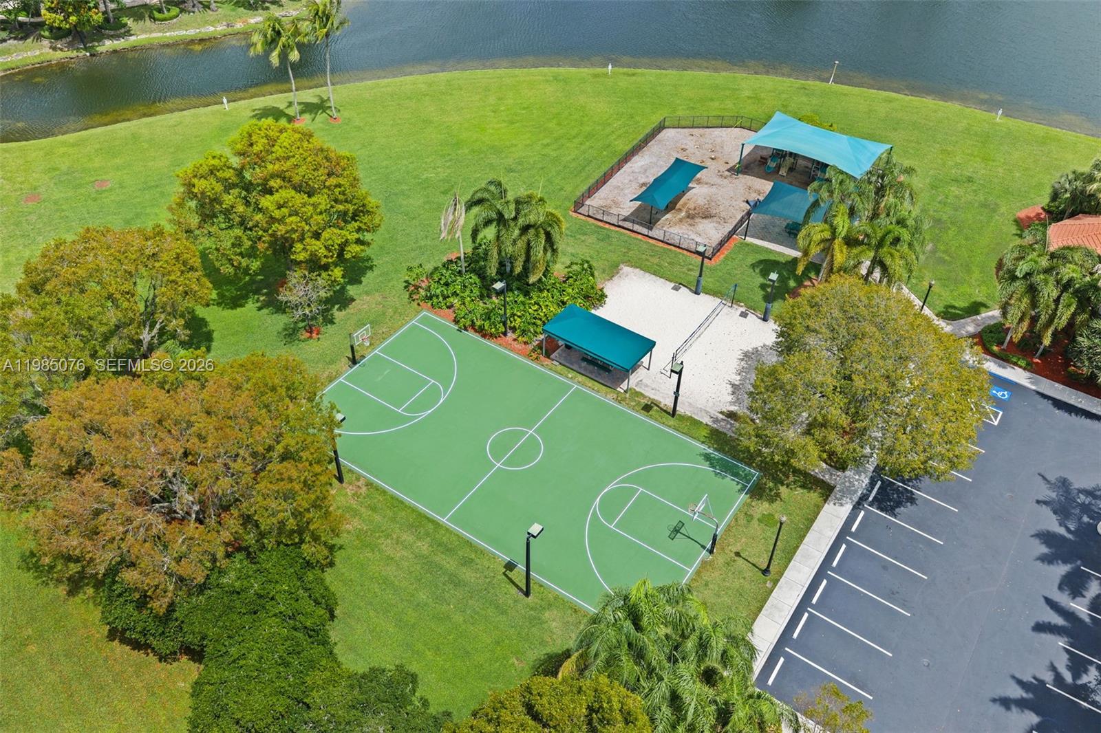 KAPOK GROVE ESTATES - Residential