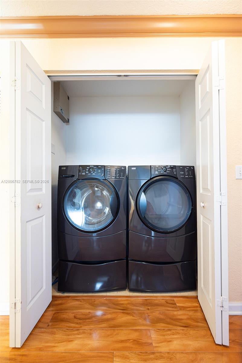 VICTORIA WOODS 4 - Residential