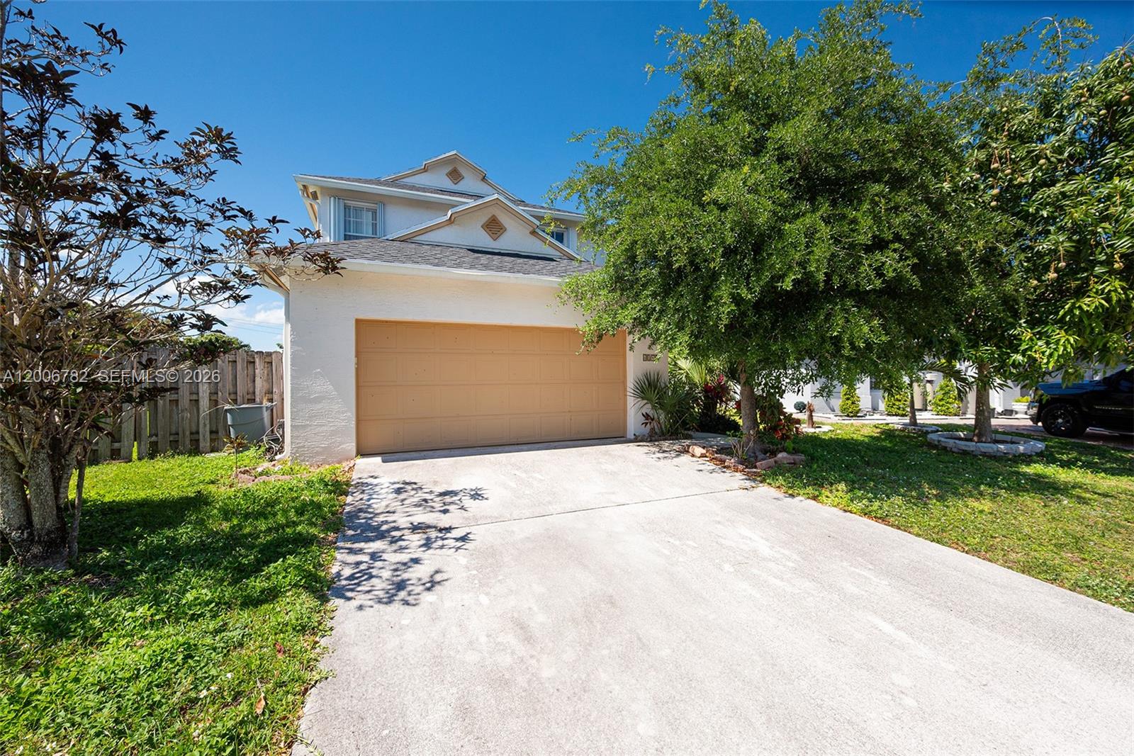 VICTORIA WOODS 4 - Residential